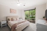 https://images.listonce.com.au/custom/160x/listings/58-old-gippsland-road-lilydale-vic-3140/464/01637464_img_09.jpg?mEoBjCiRYZE