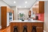 https://images.listonce.com.au/custom/160x/listings/58-park-road-eltham-vic-3095/202/01194202_img_03.jpg?ceS09eX-ziw