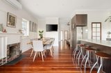 https://images.listonce.com.au/custom/160x/listings/58-parkers-road-parkdale-vic-3195/927/01720927_img_05.jpg?aNtRam5X7BE