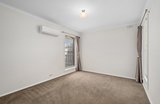 https://images.listonce.com.au/custom/160x/listings/58-ross-pincott-drive-mooroolbark-vic-3138/641/01580641_img_07.jpg?z7qZDFceUtg