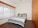 https://images.listonce.com.au/custom/160x/listings/58-yarra-street-newport-vic-3015/765/01202765_img_07.jpg?weB3OvIsVhU