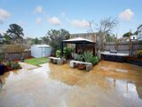 https://images.listonce.com.au/custom/160x/listings/581-elgar-road-mont-albert-north-vic-3129/568/01684568_img_04.jpg?1rGir7G4MXY