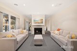 https://images.listonce.com.au/custom/160x/listings/583-park-road-park-orchards-vic-3114/159/01947159_img_03.jpg?Ac58ScwrsAY
