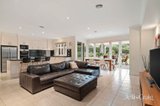 https://images.listonce.com.au/custom/160x/listings/583-park-road-park-orchards-vic-3114/159/01947159_img_06.jpg?keOJa-q5Iqc
