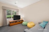 https://images.listonce.com.au/custom/160x/listings/583-park-road-park-orchards-vic-3114/159/01947159_img_11.jpg?HnDha_1zDVI