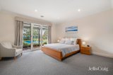 https://images.listonce.com.au/custom/160x/listings/583-park-road-park-orchards-vic-3114/159/01947159_img_12.jpg?q4udsvnRf6o