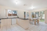 https://images.listonce.com.au/custom/160x/listings/584-warrandyte-road-ringwood-vic-3134/060/01769060_img_05.jpg?RgjjaMybC-0
