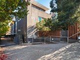 https://images.listonce.com.au/custom/160x/listings/585-tram-road-doncaster-vic-3108/007/01705007_img_01.jpg?BYf8gixVQD0