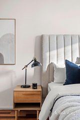 https://images.listonce.com.au/custom/160x/listings/588-normanby-avenue-thornbury-vic-3071/458/01915458_img_05.jpg?BE60Pwh0-2A