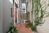 https://images.listonce.com.au/custom/160x/listings/589-ormond-rd-elwood-vic-3184/515/01914515_img_03.jpg?tKXJLY95mTI