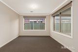 https://images.listonce.com.au/custom/160x/listings/58b-albert-street-miners-rest-vic-3352/877/01864877_img_06.jpg?MXpCoIGmCsU