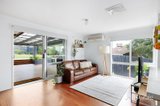 https://images.listonce.com.au/custom/160x/listings/59-allumba-drive-st-helena-vic-3088/411/01809411_img_08.jpg?KwSNypdncwY