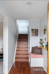https://images.listonce.com.au/custom/160x/listings/59-allumba-drive-st-helena-vic-3088/411/01809411_img_11.jpg?5o5IaKXA3Aw