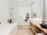 https://images.listonce.com.au/custom/160x/listings/59-barrett-street-albert-park-vic-3206/622/01087622_img_04.jpg?qNKek4ts_Y0