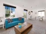 https://images.listonce.com.au/custom/160x/listings/59-beach-street-port-melbourne-vic-3207/698/01087698_img_08.jpg?V48gwJyPue0