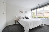 https://images.listonce.com.au/custom/160x/listings/59-hollsmoor-road-camberwell-vic-3124/422/00874422_img_03.jpg?Kd_OKtm701U