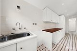 https://images.listonce.com.au/custom/160x/listings/59-napier-street-essendon-vic-3040/790/01916790_img_16.jpg?fKQSXOX94Pw