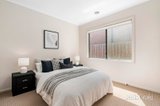 https://images.listonce.com.au/custom/160x/listings/59-rossiter-retreat-cranbourne-north-vic-3977/758/01988758_img_10.jpg?uLjiV8_cyHM