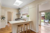 https://images.listonce.com.au/custom/160x/listings/59-wingrove-street-cheltenham-vic-3192/529/01820529_img_05.jpg?LU0MYDXljrQ
