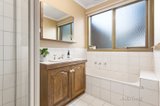 https://images.listonce.com.au/custom/160x/listings/596-para-road-montmorency-vic-3094/208/00647208_img_06.jpg?GgWU-Rv05BY