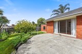 https://images.listonce.com.au/custom/160x/listings/596-springvale-road-wheelers-hill-vic-3150/004/01815004_img_09.jpg?9aAeseSD2EU