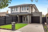 https://images.listonce.com.au/custom/160x/listings/59b-castlewood-street-bentleigh-east-vic-3165/393/01572393_img_01.jpg?e6-4UIUtho8