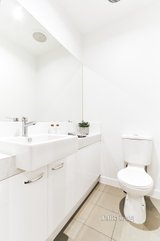 https://images.listonce.com.au/custom/160x/listings/5a-cavalier-street-bentleigh-east-vic-3165/100/01105100_img_11.jpg?E4lv5dxYvhs