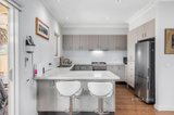 https://images.listonce.com.au/custom/160x/listings/5a-derwent-street-ringwood-north-vic-3134/653/01321653_img_04.jpg?YHjjQA6NQpc