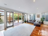 https://images.listonce.com.au/custom/160x/listings/5a-ellington-street-caulfield-south-vic-3162/122/01949122_img_05.jpg?lgc2QPb55E0