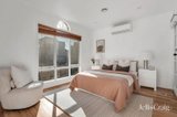 https://images.listonce.com.au/custom/160x/listings/5a-holloway-road-brunswick-vic-3056/700/01753700_img_07.jpg?bAG-fWizjKI