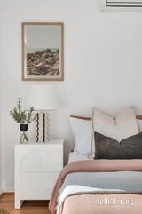 https://images.listonce.com.au/custom/160x/listings/5a-holloway-road-brunswick-vic-3056/700/01753700_img_08.jpg?Ld_Y1Ql07tw