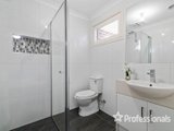 https://images.listonce.com.au/custom/160x/listings/5a-kilborn-court-kilsyth-vic-3137/736/01525736_img_13.jpg?mGFqTX0MxjE