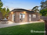 https://images.listonce.com.au/custom/160x/listings/5a-kilborn-court-kilsyth-vic-3137/736/01525736_img_15.jpg?w2UfGqMJJAs