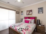 https://images.listonce.com.au/custom/160x/listings/5a-lawson-road-mooroolbark-vic-3138/088/01524088_img_05.jpg?m0pntcCbqJs