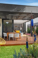 https://images.listonce.com.au/custom/160x/listings/5a-luxmoore-street-cheltenham-vic-3192/625/01649625_img_19.jpg?k30HzO_iikM