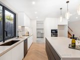 https://images.listonce.com.au/custom/160x/listings/5a-philip-avenue-doncaster-vic-3108/175/01705175_img_07.jpg?UGXFthtCW7I