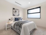 https://images.listonce.com.au/custom/160x/listings/5a-philip-avenue-doncaster-vic-3108/175/01705175_img_12.jpg?55nNlyO8XZE
