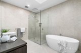 https://images.listonce.com.au/custom/160x/listings/5a-toronto-avenue-doncaster-vic-3108/367/01767367_img_07.jpg?xm_khzdTyX8