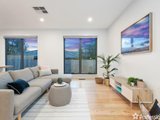 https://images.listonce.com.au/custom/160x/listings/5a-yates-court-mooroolbark-vic-3138/751/01525751_img_03.jpg?6bt6QTRix18