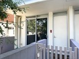https://images.listonce.com.au/custom/160x/listings/5a168-victoria-road-northcote-vic-3070/953/01752953_img_06.jpg?taPBByk9IoA