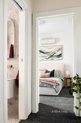 https://images.listonce.com.au/custom/160x/listings/5b-madden-street-albert-park-vic-3206/655/01719655_img_10.jpg?R5C1bWc6VBo