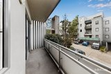 https://images.listonce.com.au/custom/160x/listings/5g108-altona-street-kensington-vic-3031/328/01954328_img_11.jpg?tPpooJJZ6eE