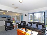 https://images.listonce.com.au/custom/160x/listings/6-8-boulevarde-court-ocean-grove-vic-3226/532/01699532_img_03.jpg?s8o-C_x7fQ4