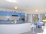 https://images.listonce.com.au/custom/160x/listings/6-8-boulevarde-court-ocean-grove-vic-3226/532/01699532_img_04.jpg?MgrOvU-0MFE