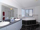 https://images.listonce.com.au/custom/160x/listings/6-8-boulevarde-court-ocean-grove-vic-3226/532/01699532_img_09.jpg?GTaJOOTkBLc