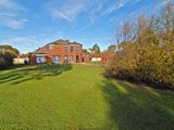 https://images.listonce.com.au/custom/160x/listings/6-8-boulevarde-court-ocean-grove-vic-3226/532/01699532_img_12.jpg?Y596QcRxDcQ