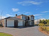 https://images.listonce.com.au/custom/160x/listings/6-8-boulevarde-court-ocean-grove-vic-3226/532/01699532_img_15.jpg?Tu5Qca0GoVw