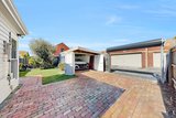 https://images.listonce.com.au/custom/160x/listings/6-addison-street-moonee-ponds-vic-3039/133/01768133_img_13.jpg?1UFwU9L8NC4