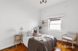 https://images.listonce.com.au/custom/160x/listings/6-albemarle-court-glen-iris-vic-3146/107/01942107_img_06.jpg?fxW8ixIhf3Q