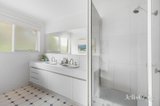 https://images.listonce.com.au/custom/160x/listings/6-aminya-place-briar-hill-vic-3088/443/01814443_img_08.jpg?LXmHJk3iaSE